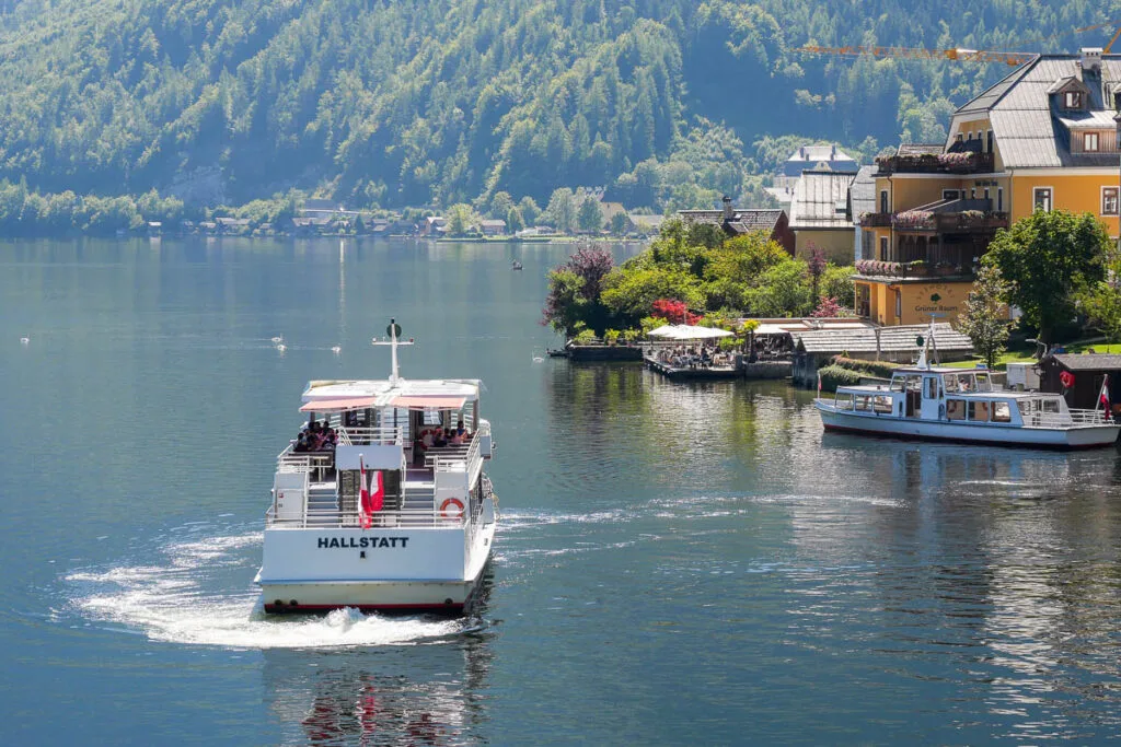 bateau balade promenade liaison transfert lac hallstatt autriche