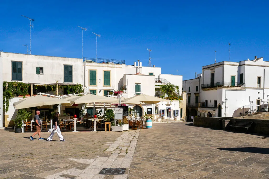 Things to do in Otranto Italy old town street