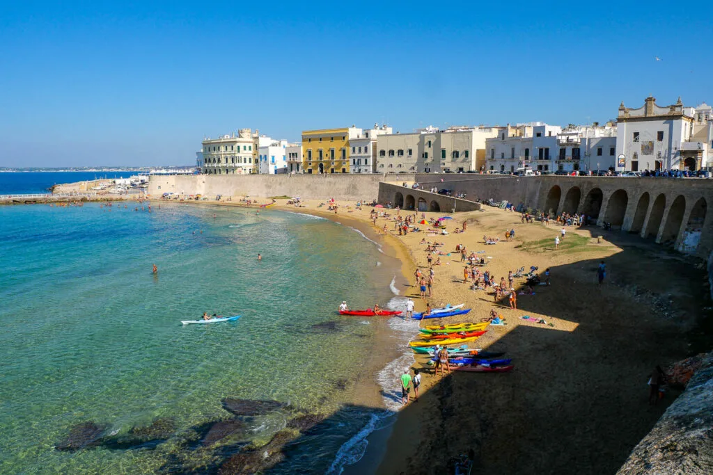 Spiaggia della Purità plage Gallipoli vieille ville