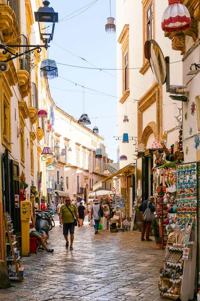 What to do in Gallipoli Italy historic center