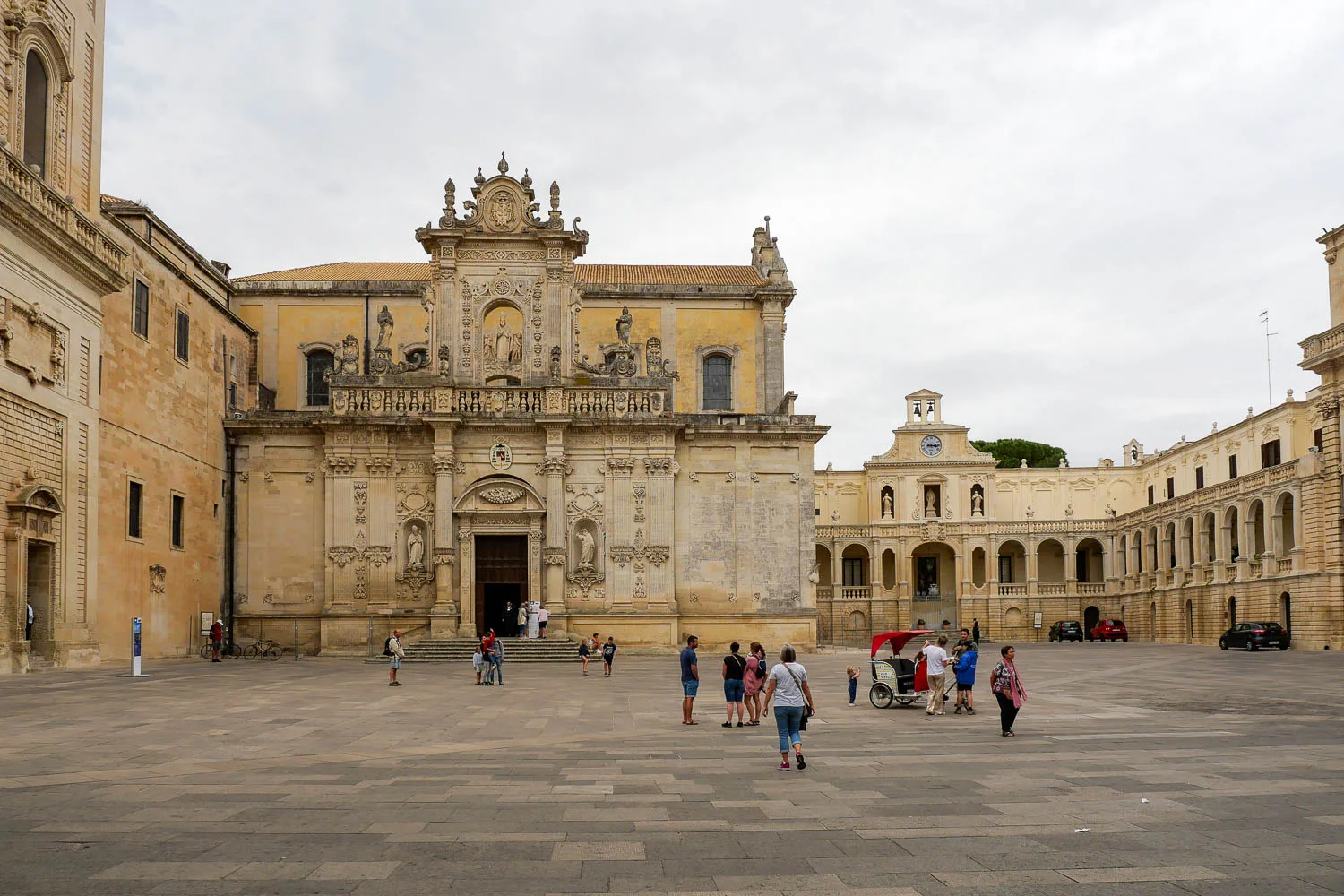 Things to do in Lecce Italy Piazza Duomo