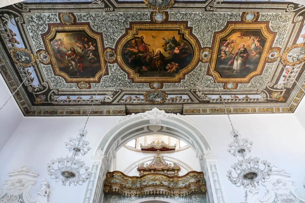 Fresque peinture église chiesa Matrice di Santa Maria Assunta Polignano a Mare Italie