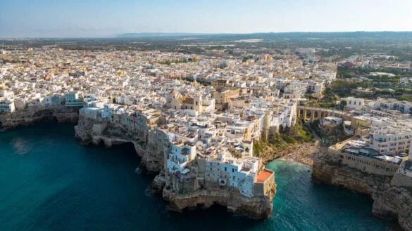 Visiter Polignano a Mare Pouilles Italie
