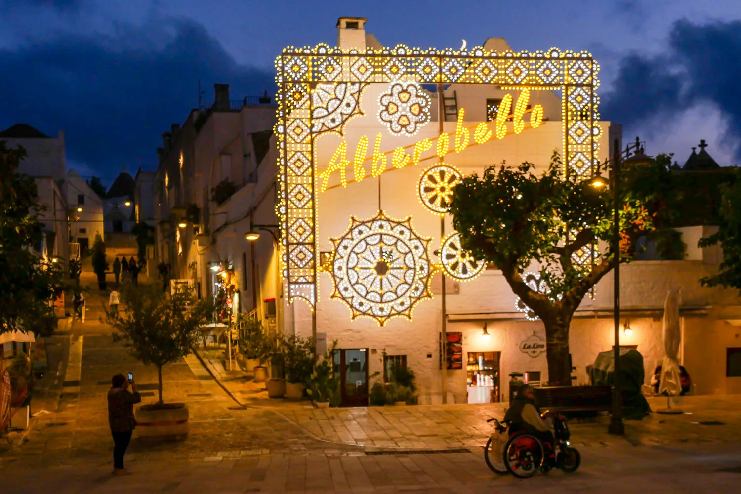 Alberobello night lighting