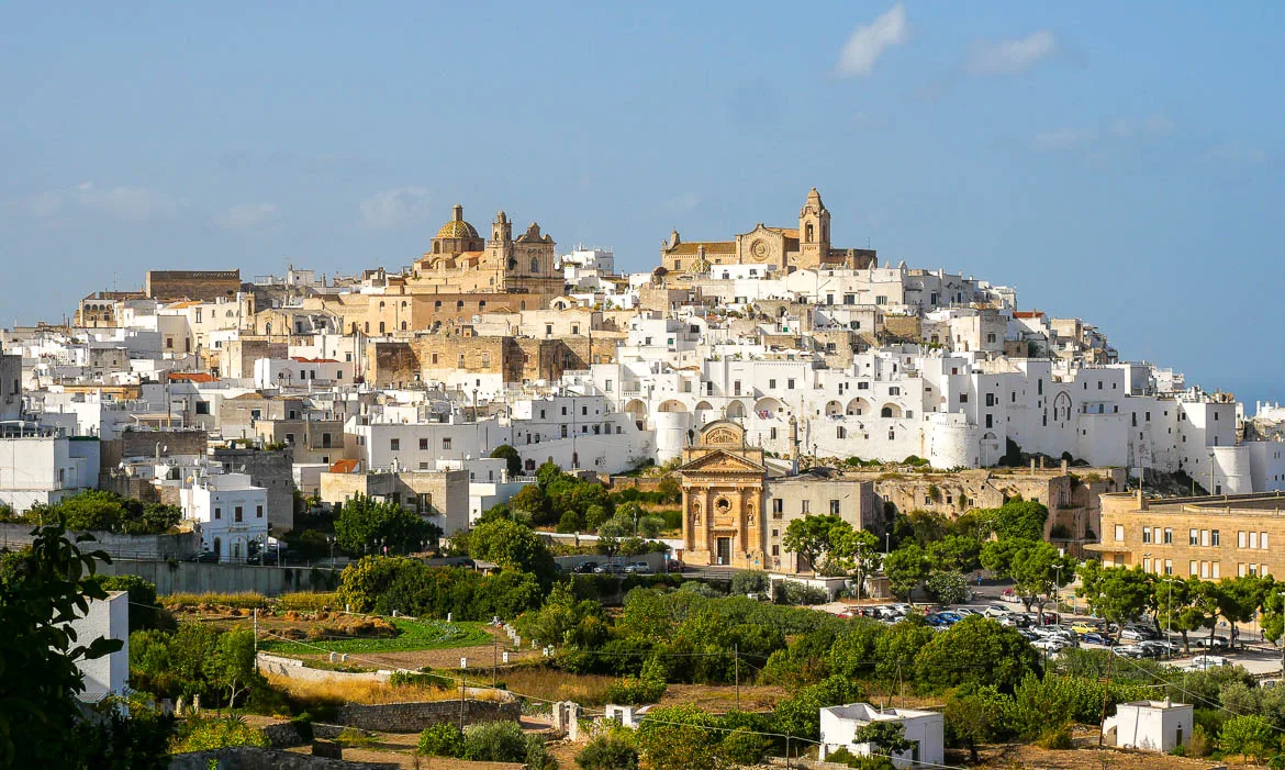 Visiter Ostuni ville blanche vallée d'Itria Pouilles Italie