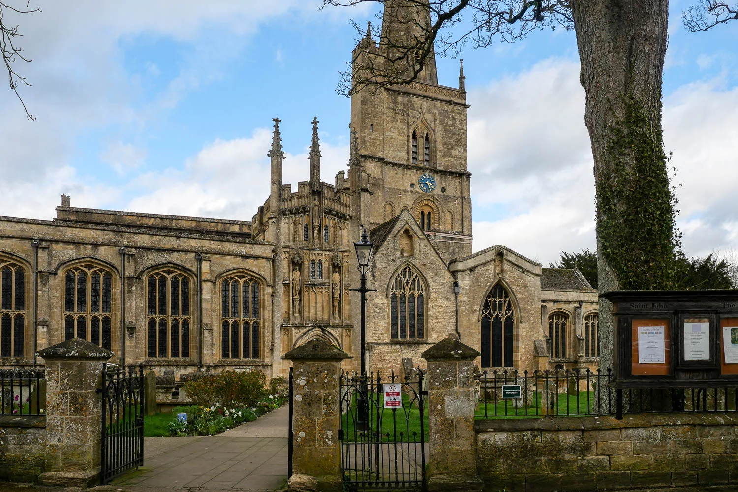 Burford église Saint John the baptist Angleterre