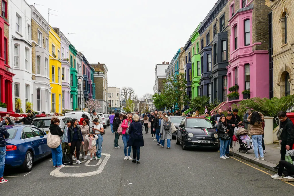 Où voir les maisons colorées pastels Nothing Hill Londres