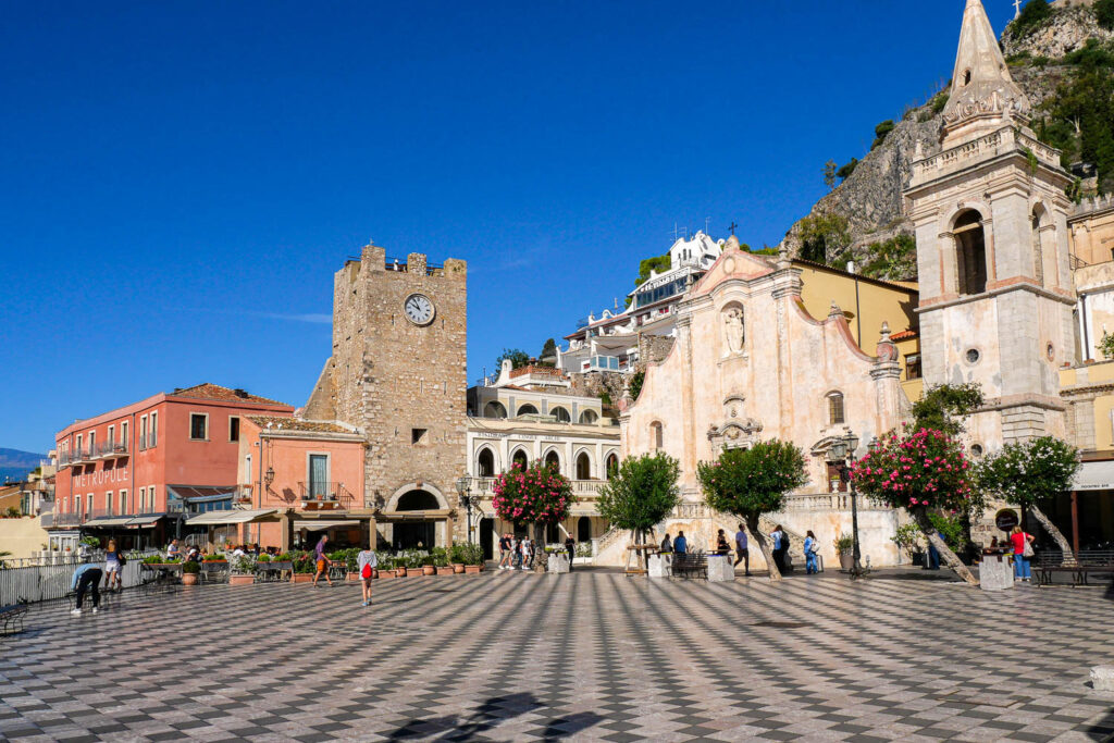 visiter-taormina-le-guide-complet-pour-un-s-jour-r-ussi-carnets-voyages