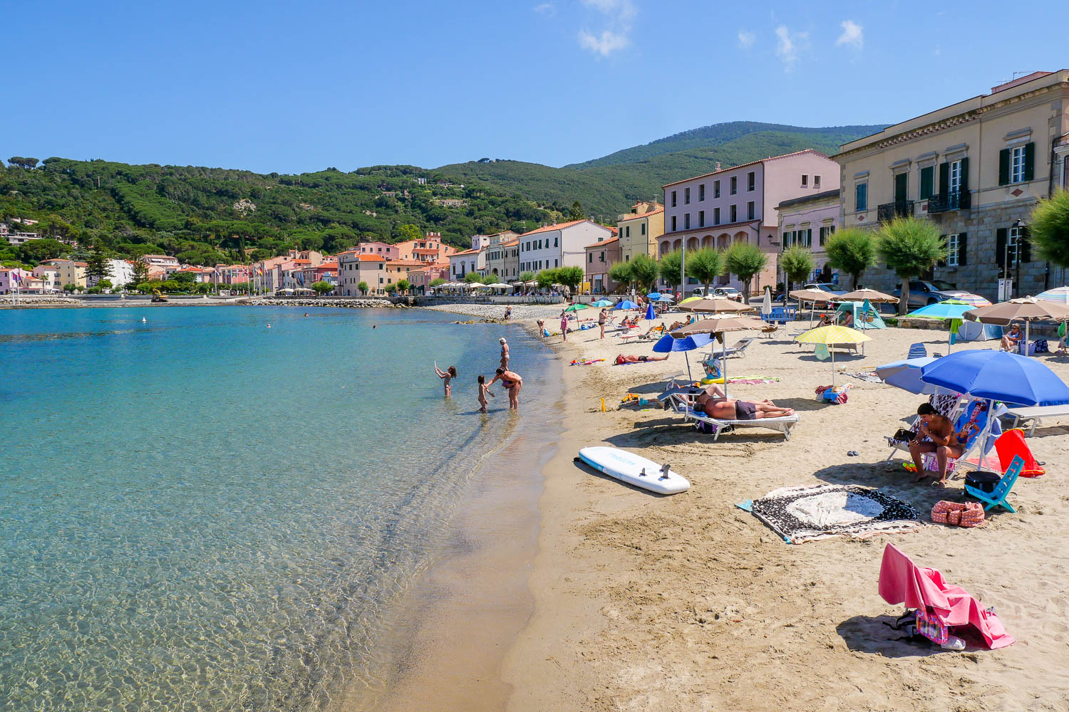 plage de marciana marina que faire sur l'île d'Elbe Toscane Italie