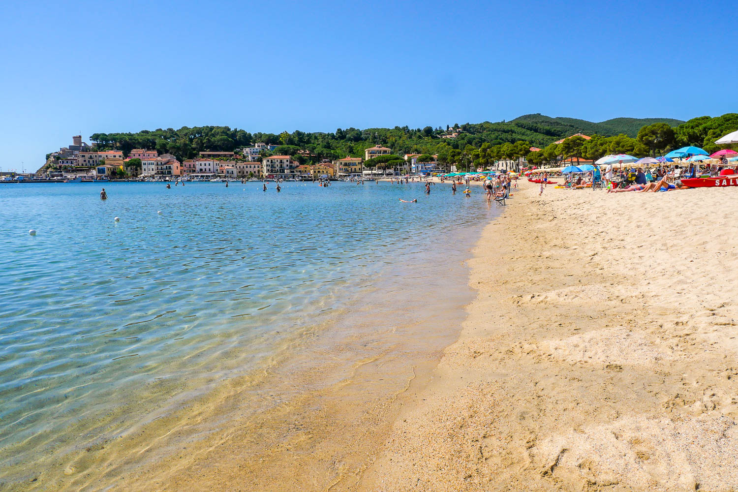 Plage de sable de Marina di Campo ile d'Elbe Toscane Italie