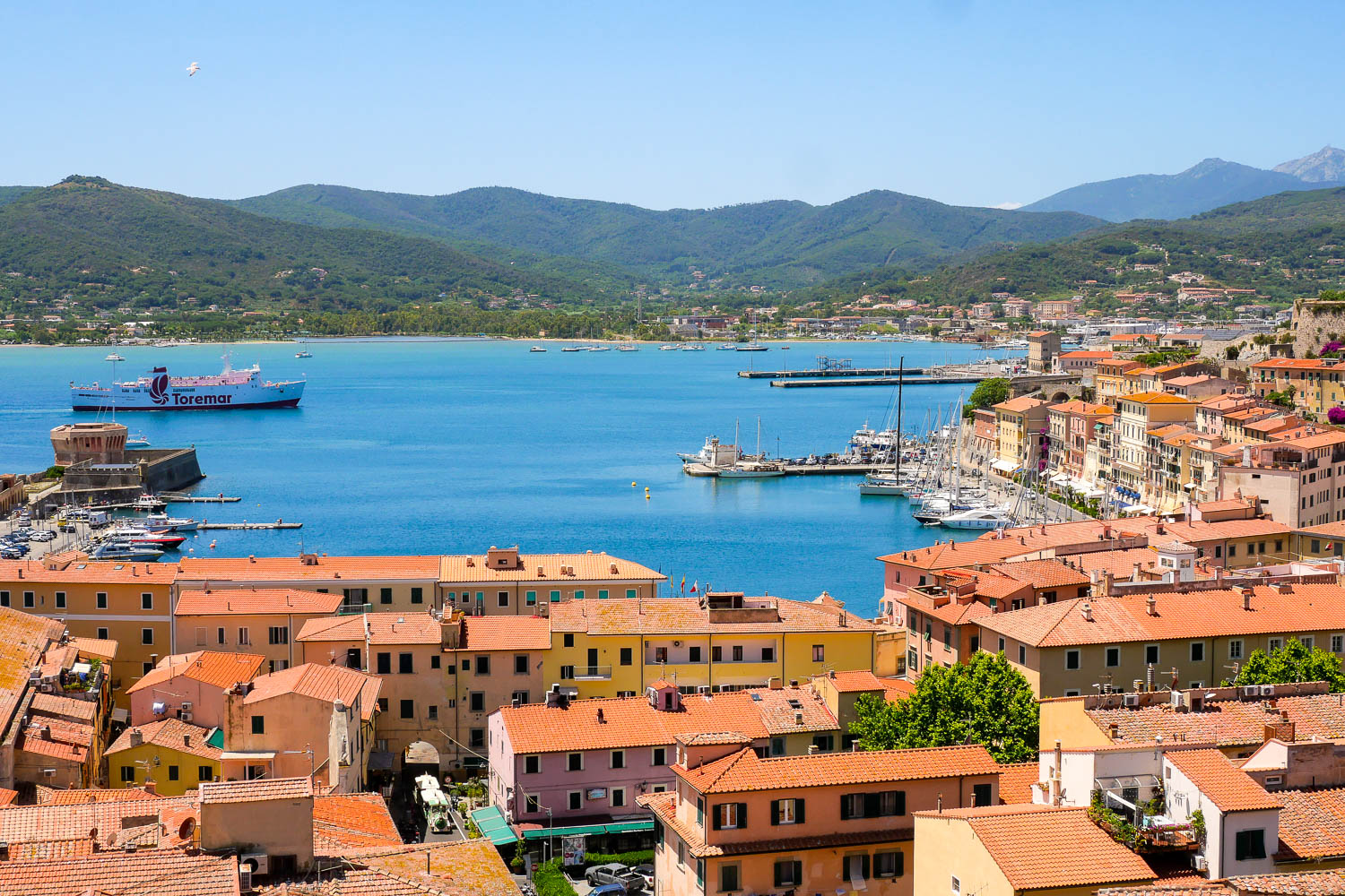 Vue depuis le forte stella Portoferraio île d'Elbe Italie
