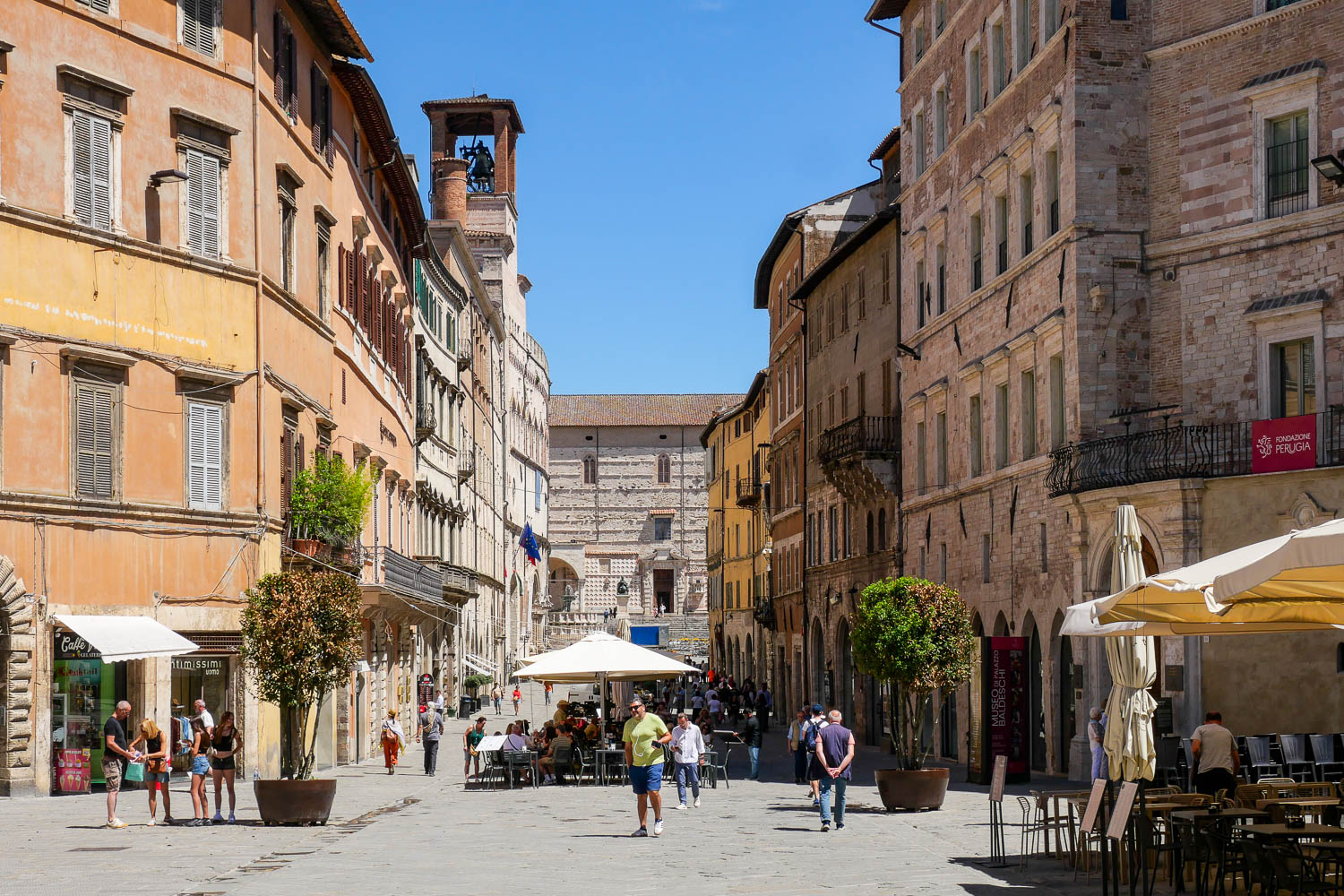 Corso Vannucci à Pérouse Perugia Ombrie Italie