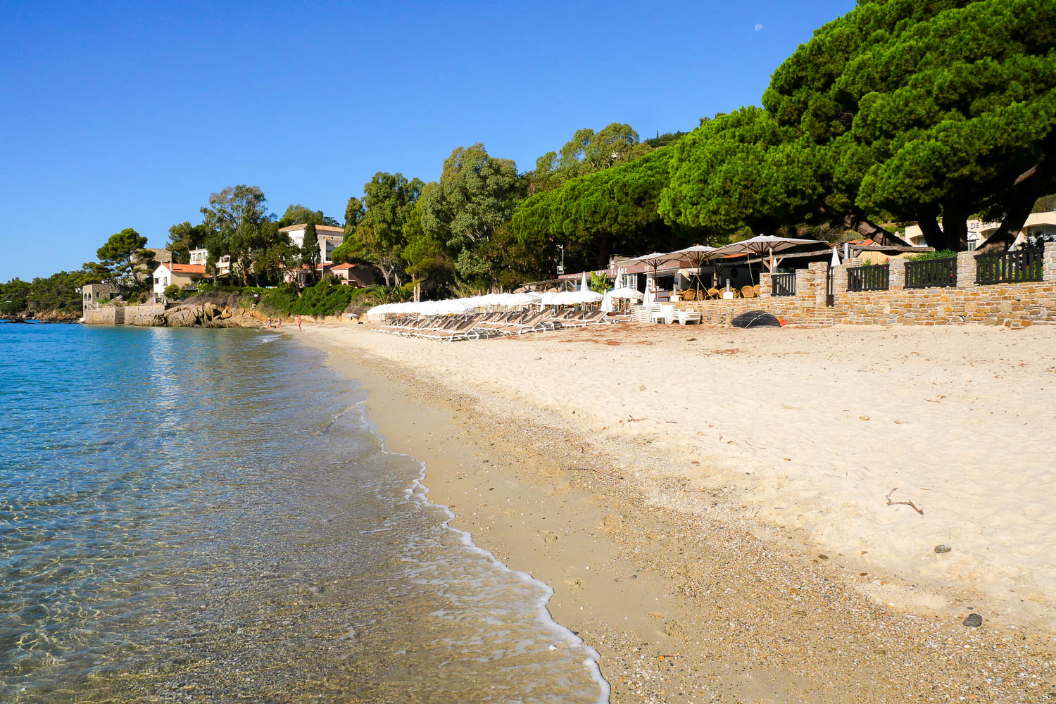 Plage d'Aiguebelle que faire au Lavandou Var France