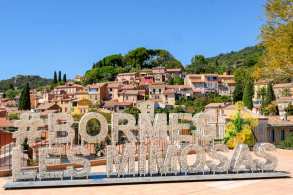 visiter Bormes les Mimosas dans le var hashtag photo