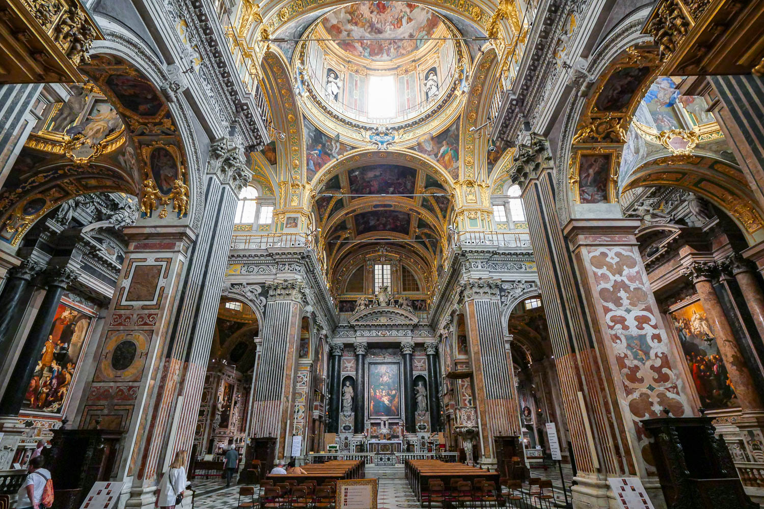 Église chiesa del Gesù e dei Santi Ambrogio e Andrea visiter Gênes Italie